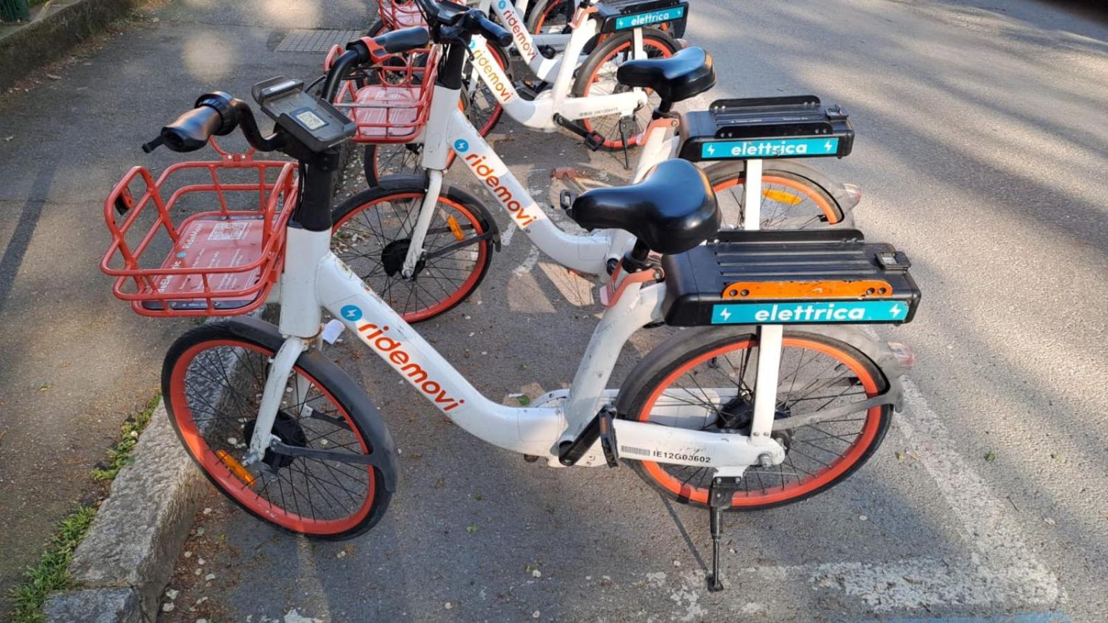 Fiera Bolognina - Komodo - Appartamento Completo Con Giardino E Parcheggio Privato Bologna Kültér fotó